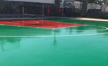 德阳篮球场翻新地面